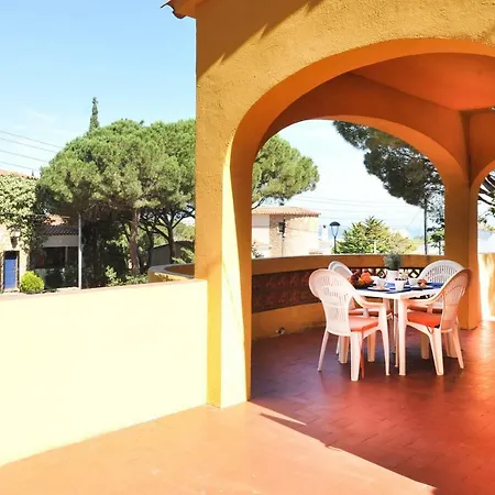 Pinedes Villa